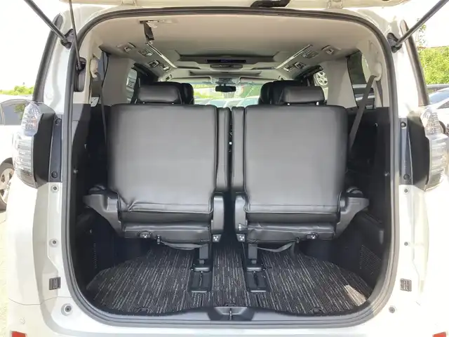 トヨタ ヴェルファイア Z Gエディション 静岡県 2015(平27)年 4.7万km ホワイトパールクリスタルシャイン 純正9インチナビ(NSZT-Y64T)/　AM FM CD DVD Bluetooth SDREC/ビルトインETC/バックモニター/LEDオートヘッドランプ/パワーシート(前席＋2列目)/ハーフレザーシート/パワーバックドア/クルーズコントロール/前後方クリアランスソナー/両側パワースライドドア/ツインムーンルーフ/純正11インチフリップダウンモニター(V11T-R62C)/フルセグTV