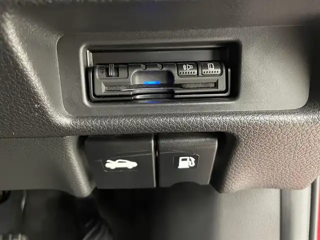 日産 エクストレイル 20Xi 富山県 2018(平30)年 5.2万km ガーネットレッド 純正9型ナビ（AM/FM/DVD/BT/フルセグ）/全方位カメラ/ドライブレコーダー/ETC/デジタルインナーミラー/レザーシート/シートヒーター/衝突被害軽減システム/レーダークルーズコントロール/レーンキープアシスト/コーナーセンサー/横滑り防止装置/アイドリングストップ/純正アルミホイール/純正フロアマット/オートLEDライト/オートホールド付電子パーキング/パワーバックドア/ミラーヒーター/革巻きステアリング/ステアリングスイッチ/スマートキー