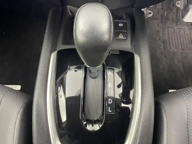 日産 エクストレイル 20Xi 富山県 2018(平30)年 5.2万km ガーネットレッド 純正9型ナビ（AM/FM/DVD/BT/フルセグ）/全方位カメラ/ドライブレコーダー/ETC/デジタルインナーミラー/レザーシート/シートヒーター/衝突被害軽減システム/レーダークルーズコントロール/レーンキープアシスト/コーナーセンサー/横滑り防止装置/アイドリングストップ/純正アルミホイール/純正フロアマット/オートLEDライト/オートホールド付電子パーキング/パワーバックドア/ミラーヒーター/革巻きステアリング/ステアリングスイッチ/スマートキー