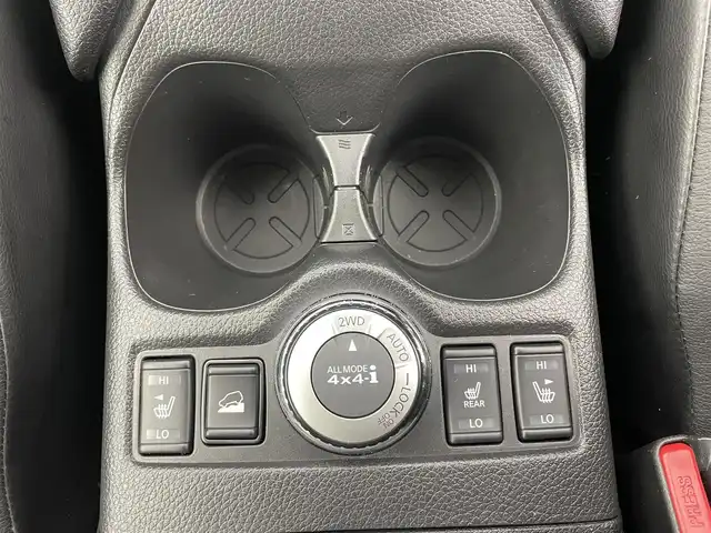 日産 エクストレイル 20Xi 富山県 2018(平30)年 5.2万km ガーネットレッド 純正9型ナビ（AM/FM/DVD/BT/フルセグ）/全方位カメラ/ドライブレコーダー/ETC/デジタルインナーミラー/レザーシート/シートヒーター/衝突被害軽減システム/レーダークルーズコントロール/レーンキープアシスト/コーナーセンサー/横滑り防止装置/アイドリングストップ/純正アルミホイール/純正フロアマット/オートLEDライト/オートホールド付電子パーキング/パワーバックドア/ミラーヒーター/革巻きステアリング/ステアリングスイッチ/スマートキー