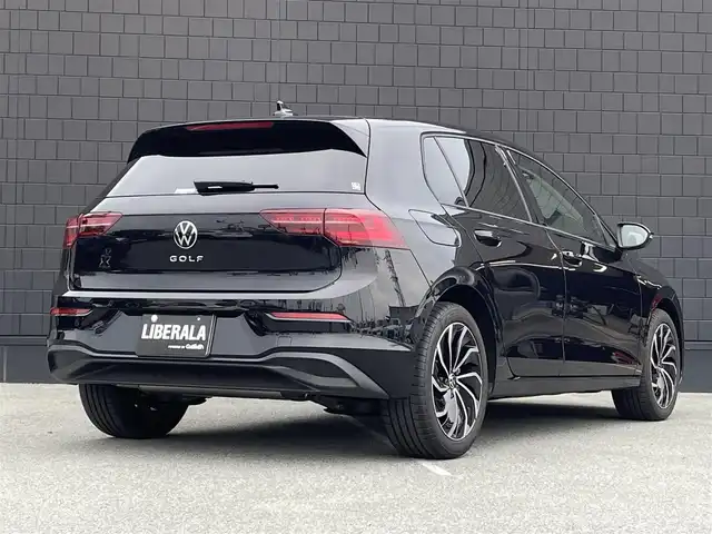 フォルクスワーゲン ＶＷ ゴルフ TDI アクティブADV プラチナムED 三重県 2024(令6)年 0.5万km ディープブラックパールエフェクト ディスカバープロ　/シートヒーター　/ＬＥＤ　/ヘッドアップディスプレイ　/ハンドルヒーター　/バーチャルコックピット　/プリクラッシュブレーキ　/ＡＣＣ　/ＥＴＣ　/バックカメラ　/カープレイ　/アンドロイドオート