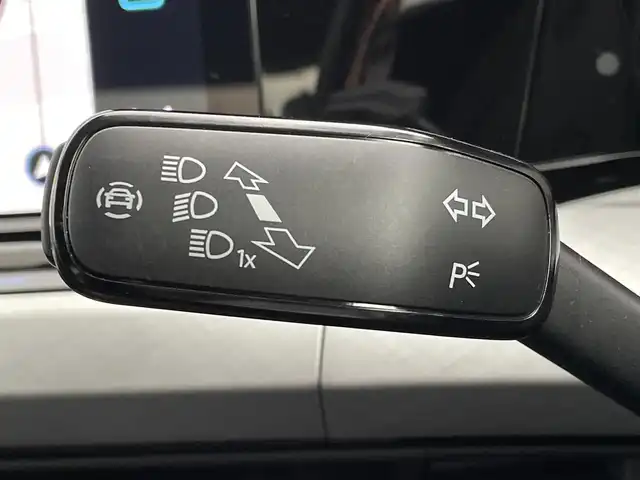 フォルクスワーゲン ＶＷ ゴルフ TDI アクティブADV プラチナムED 三重県 2024(令6)年 0.5万km ディープブラックパールエフェクト ディスカバープロ　/シートヒーター　/ＬＥＤ　/ヘッドアップディスプレイ　/ハンドルヒーター　/バーチャルコックピット　/プリクラッシュブレーキ　/ＡＣＣ　/ＥＴＣ　/バックカメラ　/カープレイ　/アンドロイドオート