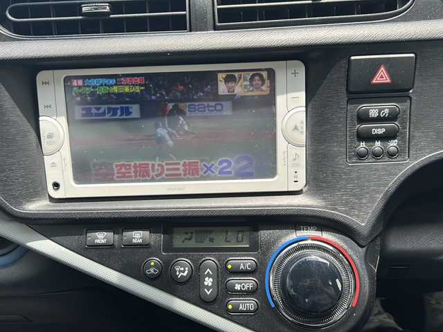トヨタ アクア S 宮崎県 2014(平26)年 6.2万km ホワイトパールクリスタルシャイン