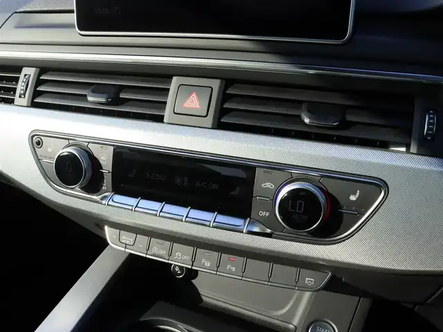 アウディ Ａ５ 2．0TFSIクワトロ スポーツ 宮城県 2020(令2)年 2万km 青 マトリクスLEDヘッドライト/BANG＆OLUFSEN/バーチャルコックピット/全方位カメラ/フルセグTV/アダプティブクルーズコントロール/パーキングアシスト/レーンキープアシスト/茶革シート/シートヒーター(D/N席)/前後ドライブレコーダー/ETC/パドルシフト/カラーコード：NX5H　ナバーラブルーＭ