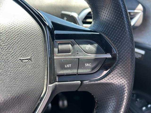 プジョー ５００８ GT ブルーHDi 埼玉県 2018(平30)年 5.5万km パール 黒半革/純正メモリーナビ/(Bluetooth/USB/フルセグ)/アダプティブクルーズコントロール/Ａｐｐｌｅ　Ｃａｒ　Ｐｌａｙ/全方位カメラ/パワーバックドア　/パワーバックドア　/EＴＣ