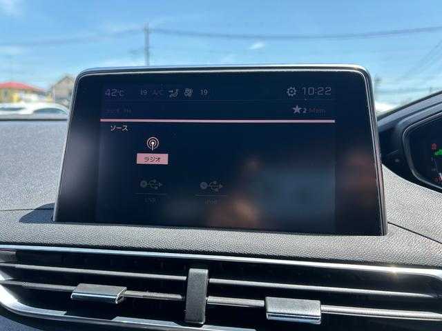 プジョー ５００８ GT ブルーHDi 埼玉県 2018(平30)年 5.5万km パール 黒半革/純正メモリーナビ/(Bluetooth/USB/フルセグ)/アダプティブクルーズコントロール/Ａｐｐｌｅ　Ｃａｒ　Ｐｌａｙ/全方位カメラ/パワーバックドア　/パワーバックドア　/EＴＣ