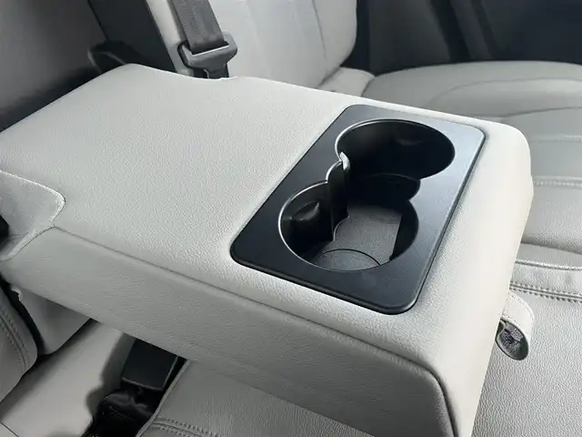 ランドローバー レンジローバーイヴォーク S 静岡県 2019(令1)年 3.1万km 黒 ドライバーアシスタンス/インコントロール/３６０度カメラ/CarPlay/ＡＣＣ/ＢＳＡ/パークアシスト/パーキングエイド/ＯＰ２０インチＡＷ/白革/シートヒーター/ＰＷシート/ＰＷテールゲート/デジタルインナーミラー/ＬＥＤ