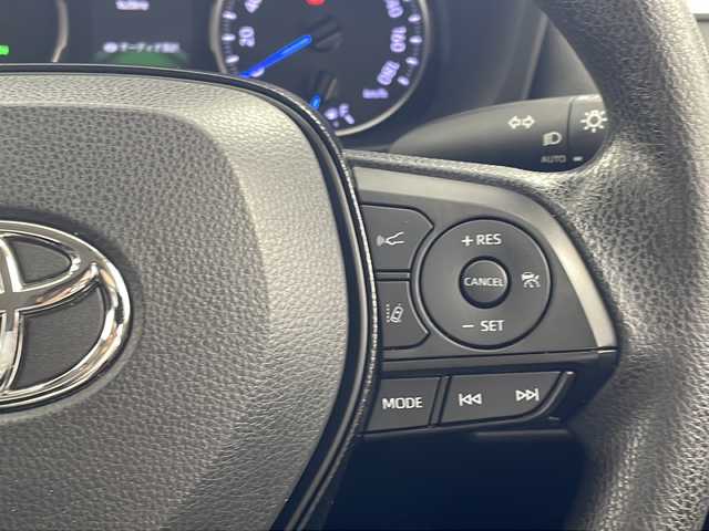 トヨタ ＲＡＶ４ ハイブリッドX 岐阜県 2020(令2)年 4.1万km ホワイトパールクリスタルシャイン 純正7インチナビ/AM/FM/Bluetooth/USB/Miracast/レーダークルーズコントロール/AC100V電源/アクセサリーコンセント/ビルトインETC/オートライト/オートハイビーム/レーンキープアシスト/横滑り防止装置/プッシュスタート/スマートキー/スペアキー有