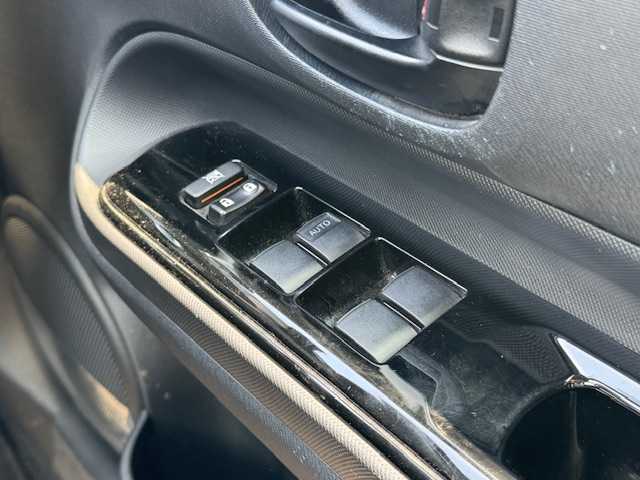 トヨタ アクア S スタイルブラック 静岡県 2020(令2)年 3.1万km ホワイトパールクリスタルシャイン ●純正SDナビ/(フルセグ/CD/DVD/Bluetooth)/(NSZT-W68T)/●前席シートヒーター/●全方位カメラ/●プリクラッシュセーフティ/●レーンキープアシスト/●前後クリアランスソナー/●オートライト/●オートマチックハイビーム/●ステアリングスイッチ/●ETC/●前後ドライブレコーダー/●電動格納ウィンカーミラー/●ドアバイザー/●スマートキー/●プッシュスタート/●レベライザー/●W＋サイドSRS＋ABS