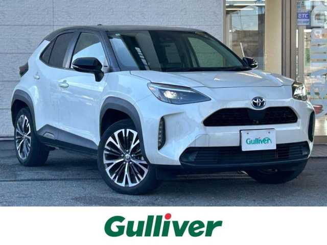 トヨタ ヤリスクロス ハイブリッド Z 兵庫県 2021(令3)年 7.5万km ブラックマイカ/ホワイトパールクリスタルシャイン 2トーン 純正ディスプレイオーディオ(ナビ機能有)/(BT/USB/AM/FM)/全周囲カメラ/ETC/衝突軽減ブレーキ/レーダークルーズコントロール/前後コーナーセンサー/前席シートヒーター/LEDヘッドライト/オートライト/オートハイビーム/ヘッドライトレベライザー/電動リアゲート/電動パーキングブレーキ/オートホールド/ステアリングリモコン/電動格納ミラー/オートリトラミラー/スマートキー/純正フロアマット/純正アルミ18インチ