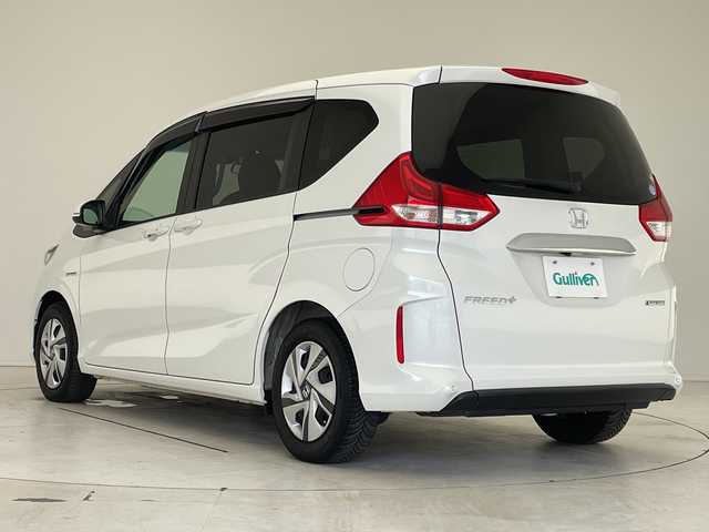 ホンダ フリード＋ ハイブリット G ホンダセンシング 愛知県 2020(令2)年 2.8万km プラチナホワイトパール 純正9型ナビ/両側パワースライドドア/クルーズコントロール/シートヒーター/バックカメラ/コーナーセンサー/LEDヘッドライト/オートマチックハイビーム/ドライブレコーダー/ETC/衝突軽減システム/フルセグ/CD DVD/ステアリングスイッチ/スマートキー/プッシュスタート