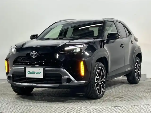 トヨタ ヤリスクロス ハイブリッド Z アドベンチャー 大阪府 2025(令7)年 0.1千km ブラックマイカ 純正ディスプレイオーディオ　ナビ　全周囲カメラ　Bluetooth　フルセグTV　HDMI トヨタセーフティーセンス　クリアランスソナー　BSM　パワーシート　シートヒーター　ハンドルヒーター　ETC オートライト　LEDヘッドライト　スマートキー