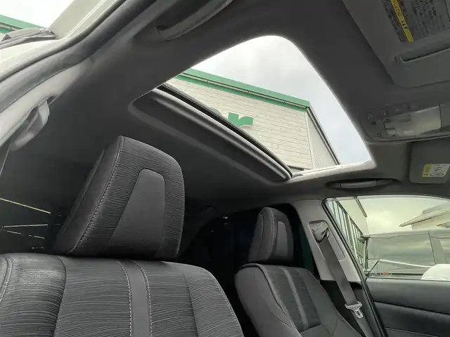 トヨタ クラウン ハイブリッド アスリートS 愛媛県 2014(平26)年 8.7万km ホワイトパールクリスタルシャイン サンルーフ/純正HDDナビ/（Bluetooth/CD/DVD/USB/フルセグTV）/TVキャンセラー/ビルトインETC/ガイド付きバックカメラ/前方ドライブレコーダー/前席パワーシート/衝突被害軽減システム/クリアランスソナー /レーダークルーズコントロール/前席シートヒーター/ステアリングヒーター/ZACKJP-520/18インチAW/社外GPSレーダー/純正フロアマット/ABS/横滑り防止装置/前後コーナーセンサー/盗難防止装置/カーテンエアバック/LEDヘッドライト/フォグランプ/オートライト