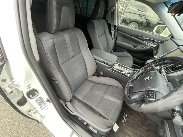 トヨタ クラウン ハイブリッド アスリートS 愛媛県 2014(平26)年 8.7万km ホワイトパールクリスタルシャイン サンルーフ/純正HDDナビ/（Bluetooth/CD/DVD/USB/フルセグTV）/TVキャンセラー/ビルトインETC/ガイド付きバックカメラ/前方ドライブレコーダー/前席パワーシート/衝突被害軽減システム/クリアランスソナー /レーダークルーズコントロール/前席シートヒーター/ステアリングヒーター/ZACKJP-520/18インチAW/社外GPSレーダー/純正フロアマット/ABS/横滑り防止装置/前後コーナーセンサー/盗難防止装置/カーテンエアバック/LEDヘッドライト/フォグランプ/オートライト