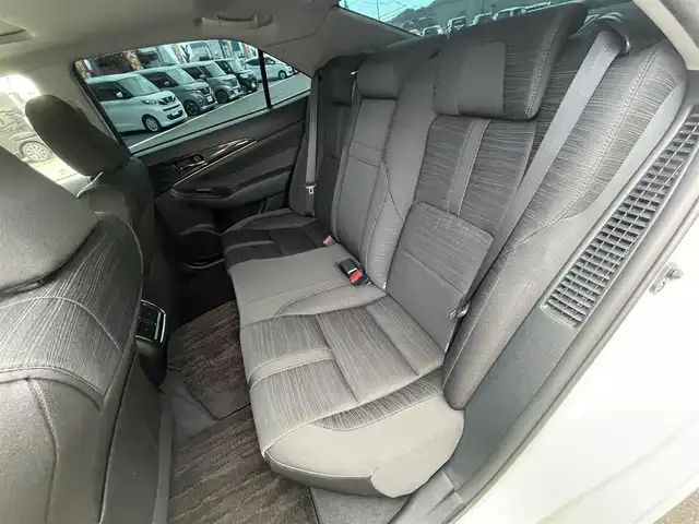 トヨタ クラウン ハイブリッド アスリートS 愛媛県 2014(平26)年 8.7万km ホワイトパールクリスタルシャイン サンルーフ/純正HDDナビ/（Bluetooth/CD/DVD/USB/フルセグTV）/TVキャンセラー/ビルトインETC/ガイド付きバックカメラ/前方ドライブレコーダー/前席パワーシート/衝突被害軽減システム/クリアランスソナー /レーダークルーズコントロール/前席シートヒーター/ステアリングヒーター/ZACKJP-520/18インチAW/社外GPSレーダー/純正フロアマット/ABS/横滑り防止装置/前後コーナーセンサー/盗難防止装置/カーテンエアバック/LEDヘッドライト/フォグランプ/オートライト