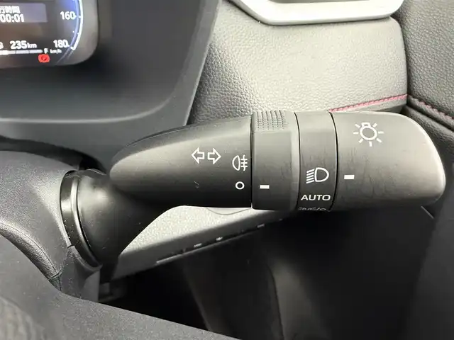 トヨタ ＲＡＶ４ ＰＨＶ Z 愛知県 2023(令5)年 2.8万km グレー 純正ナビ/（Bluetooth/フルセグTV/AM/FM/USB入力）/パノラマミックビューモニター/合皮シート/デジタルインナーミラー/HUD/ビルトインETC2.0/プリクラッシュセーフティシステム/レーダークルーズコントロール/純正19インチアルミホイール/フルセグTV/LEDヘッドライト/シートヒーター/シートベンチレーション/スマートキー/プッシュスタート/電動格納ミラー/オートライト/電動リアゲード