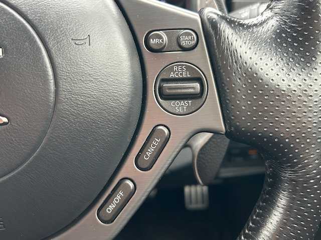 日産 ＧＴ－Ｒ ブラックエディション 千葉県 2011(平23)年 2.6万km メテオフレークブラックパール ＶＯＳＳＥＮ２０インチＡＷ/専用ブレンボキャリパー/専用レカロシート/純正ナビ/フルセグTV/DVD/CD/バックカメラ/BOSEサウンド/クルーズコントロール/純正ビルトインETC/前後ドライブレコーダー/パドルシフト/レザーシート/1列目シートヒーター/プッシュスタート/スマートキー/スペアキー1本/純正フロアマット/保証書/取扱説明書