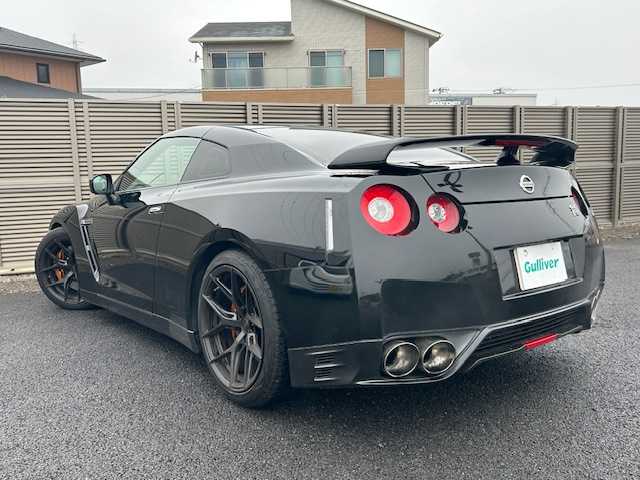 日産 ＧＴ－Ｒ ブラックエディション 千葉県 2011(平23)年 2.6万km メテオフレークブラックパール ＶＯＳＳＥＮ２０インチＡＷ/専用ブレンボキャリパー/専用レカロシート/純正ナビ/フルセグTV/DVD/CD/バックカメラ/BOSEサウンド/クルーズコントロール/純正ビルトインETC/前後ドライブレコーダー/パドルシフト/レザーシート/1列目シートヒーター/プッシュスタート/スマートキー/スペアキー1本/純正フロアマット/保証書/取扱説明書