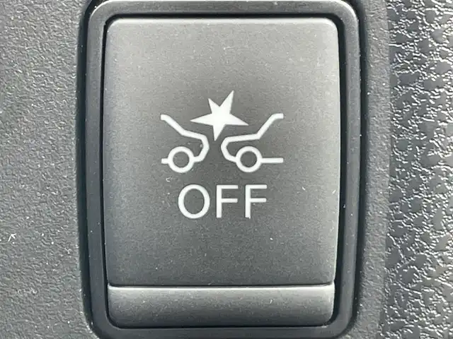 日産 ノート e－パワー X 岡山県 2016(平28)年 5.4万km ダークメタルグレー 登録時走行距離53820km/LEDヘッドライト/社外ナビ/フルセグTV(AM/FM/CD/DVD/Bluetooth)/アラウンドビューモニター/ETC/ドライブレコーダー/デジタルインナーミラー/エマージェンシーブレーキ/車線逸脱防止支援システム/横滑り防止装置/車両接近通報装置/電動格納ミラー/プッシュスタート/スマートキー