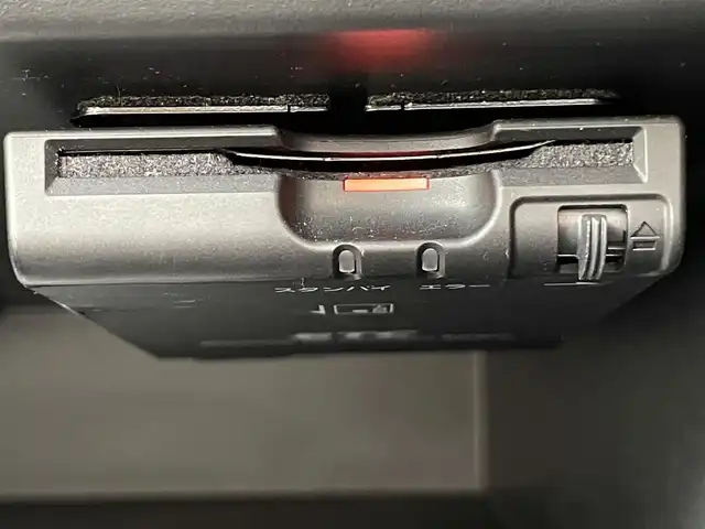 日産 ノート e－パワー X 岡山県 2016(平28)年 5.4万km ダークメタルグレー 登録時走行距離53820km/LEDヘッドライト/社外ナビ/フルセグTV(AM/FM/CD/DVD/Bluetooth)/アラウンドビューモニター/ETC/ドライブレコーダー/デジタルインナーミラー/エマージェンシーブレーキ/車線逸脱防止支援システム/横滑り防止装置/車両接近通報装置/電動格納ミラー/プッシュスタート/スマートキー