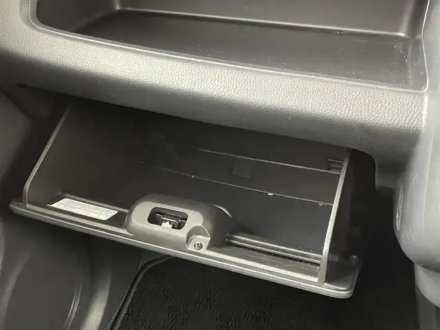 スズキ ＭＲワゴン G 千葉県 2011(平23)年 5.5万km アーバンブラウンパールメタリック 禁煙車/純正オーディオ/・CD/AM.FM/・ビルトインETC/純正フロアマット/純正ドアバイザー/純正ホイールキャップ/電動格納ミラー/ハロゲンヘッドライト/・ヘッドライトレベライザー/リモコンキー