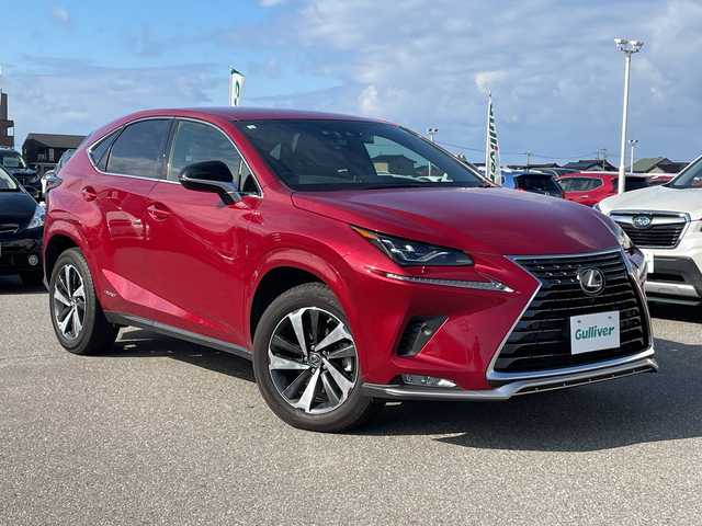 レクサス ＮＸ 300h スパイス&シック 石川県 2020(令2)年 4.4万km レッドマイカクリスタルシャイン ４ＷＤ　純正ナビ　フルセグＴＶ　全方位カメラ　ＬＥＤヘッドライト　ＥＴＣ　ドラレコ　革シート　パワーバックドア　シートヒーター　レクサスセーフティ　レーダークルーズ　ブラインドスポットモニター　ＡＷ