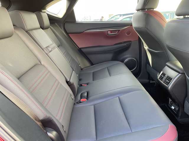 レクサス ＮＸ 300h スパイス&シック 石川県 2020(令2)年 4.4万km レッドマイカクリスタルシャイン ４ＷＤ　純正ナビ　フルセグＴＶ　全方位カメラ　ＬＥＤヘッドライト　ＥＴＣ　ドラレコ　革シート　パワーバックドア　シートヒーター　レクサスセーフティ　レーダークルーズ　ブラインドスポットモニター　ＡＷ