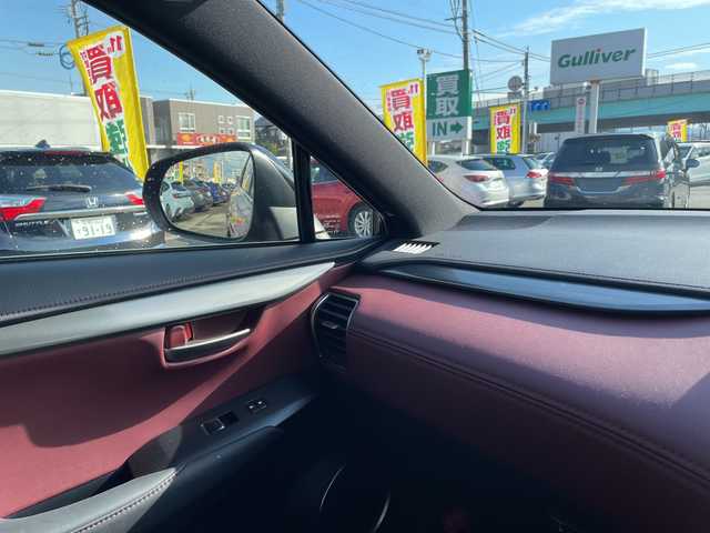 レクサス ＮＸ 300h スパイス&シック 石川県 2020(令2)年 4.4万km レッドマイカクリスタルシャイン ４ＷＤ　純正ナビ　フルセグＴＶ　全方位カメラ　ＬＥＤヘッドライト　ＥＴＣ　ドラレコ　革シート　パワーバックドア　シートヒーター　レクサスセーフティ　レーダークルーズ　ブラインドスポットモニター　ＡＷ