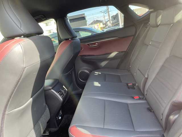 レクサス ＮＸ 300h スパイス&シック 石川県 2020(令2)年 4.4万km レッドマイカクリスタルシャイン ４ＷＤ　純正ナビ　フルセグＴＶ　全方位カメラ　ＬＥＤヘッドライト　ＥＴＣ　ドラレコ　革シート　パワーバックドア　シートヒーター　レクサスセーフティ　レーダークルーズ　ブラインドスポットモニター　ＡＷ