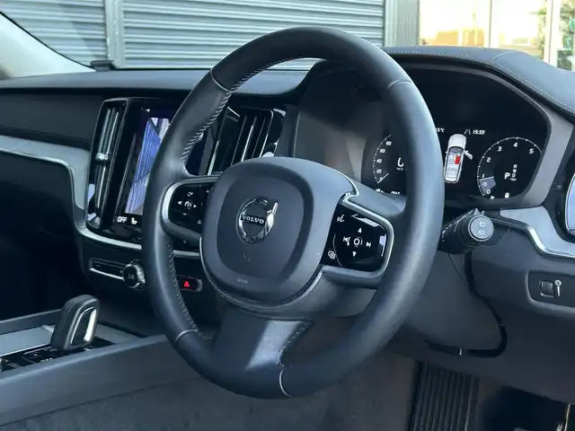 ボルボ Ｖ６０ クロスカントリー B5 AWD プロ 茨城県 2021(令3)年 2.6万km ぺブルグレー ワンオ-ナ- /harman/kardon /HUD /黒革 /Sヒ-タ- /ベンチレ-ション /PWシ-ト /PWテ-ルゲ-ト /インテリセ-フ /ACC /LKA /BLIS /360度カメラ /自動駐車 /ナビ /12セグ /CarPlay /USB /純正19インチAW /ETC2.0 /LEDヘッドライト /前後ドラレコ/ルーフレール/禁煙車