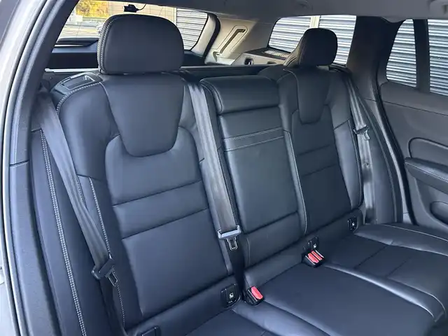 ボルボ Ｖ６０ クロスカントリー B5 AWD プロ 茨城県 2021(令3)年 2.6万km ぺブルグレー ワンオ-ナ- /harman/kardon /HUD /黒革 /Sヒ-タ- /ベンチレ-ション /PWシ-ト /PWテ-ルゲ-ト /インテリセ-フ /ACC /LKA /BLIS /360度カメラ /自動駐車 /ナビ /12セグ /CarPlay /USB /純正19インチAW /ETC2.0 /LEDヘッドライト /前後ドラレコ/ルーフレール/禁煙車