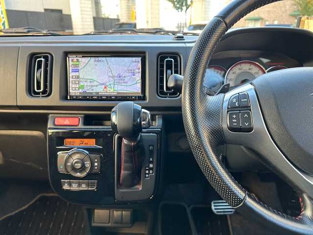 スズキ アルト ワークス 東京都 2018(平30)年 5.2万km ピュアホワイトP 純正ナビ　CN-RZ743/(フルセグTV/Bluetooth/USB/SD/CD/DVD)/バックカメラ/前後ドライブレコーダー/レーダブレーキサポート/パドルシフト/RECAROシート/ステアリングスイッチ/電格ミラー/HIDヘッドライト/コムテック　ドライビング・セーフティー・センサ（ZERO　602V）/Jes TV CONTROL SV(ZTR-70)/純正アルミホイール/純正フロアマット/スペアキー1本/保証書/取扱説明書