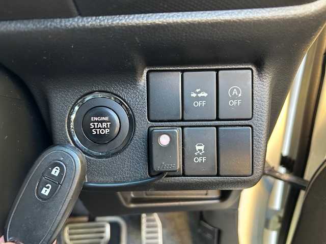 スズキ アルト ワークス 東京都 2018(平30)年 5.2万km ピュアホワイトP 純正ナビ　CN-RZ743/(フルセグTV/Bluetooth/USB/SD/CD/DVD)/バックカメラ/前後ドライブレコーダー/レーダブレーキサポート/パドルシフト/RECAROシート/ステアリングスイッチ/電格ミラー/HIDヘッドライト/コムテック　ドライビング・セーフティー・センサ（ZERO　602V）/Jes TV CONTROL SV(ZTR-70)/純正アルミホイール/純正フロアマット/スペアキー1本/保証書/取扱説明書