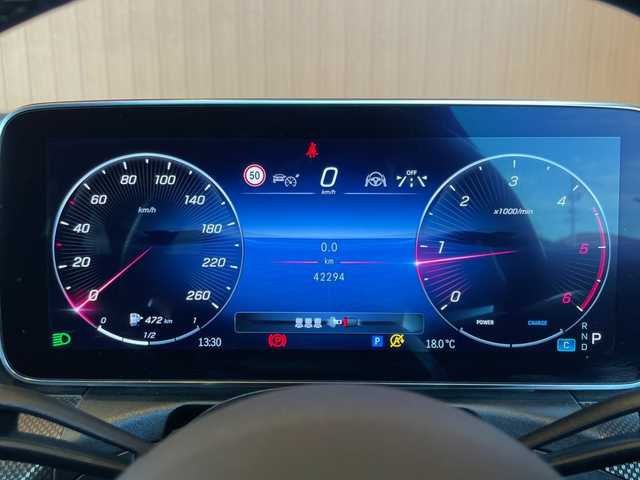 メルセデス・ベンツ Ｍ・ベンツ Ｃ２２０ｄ ステーションワゴン アバンギャルドAMGライン 愛知県 2023(令5)年 4.3万km 白 ワンオーナー/レザーエクスクルーシブパッケージ/純正ナビ/フルセグTV/360度カメラ/AppleCarPlay/黒革シート/シートヒーター/アドバンスドサウンド/HUD/ACC/LKA/BSM/パワーバックドア/前席パワーシート/純正19インチアルミ