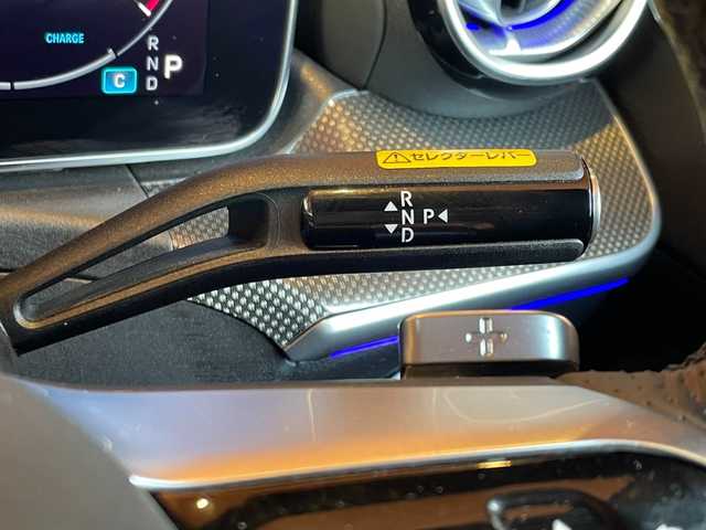 メルセデス・ベンツ Ｍ・ベンツ Ｃ２２０ｄ ステーションワゴン アバンギャルドAMGライン 愛知県 2023(令5)年 4.3万km 白 ワンオーナー/レザーエクスクルーシブパッケージ/純正ナビ/フルセグTV/360度カメラ/AppleCarPlay/黒革シート/シートヒーター/アドバンスドサウンド/HUD/ACC/LKA/BSM/パワーバックドア/前席パワーシート/純正19インチアルミ