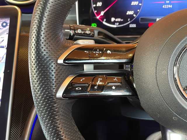 メルセデス・ベンツ Ｍ・ベンツ Ｃ２２０ｄ ステーションワゴン アバンギャルドAMGライン 愛知県 2023(令5)年 4.3万km 白 ワンオーナー/レザーエクスクルーシブパッケージ/純正ナビ/フルセグTV/360度カメラ/AppleCarPlay/黒革シート/シートヒーター/アドバンスドサウンド/HUD/ACC/LKA/BSM/パワーバックドア/前席パワーシート/純正19インチアルミ