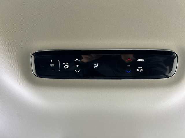 ホンダ オデッセイ ハイブリッド e:HEVアブソルート EX 愛媛県 2020(令2)年 5.1万km プレミアムスパークルブラックパール 純正ナビ/フリップダウンモニター/全方位カメラ/両側パワースライドドア/ブラインドスポットモニター/ビルトイン2.0ETC/ドライブレコーダー前後/衝突軽減システム/電動リアゲート/コーナーセンサー前後/オットマン/クルーズコントロール追従あり/合皮シート/シートヒーター/オートライトLED/レーンキープアシスト/ウォークスルー/パワーシート/フォグランプ