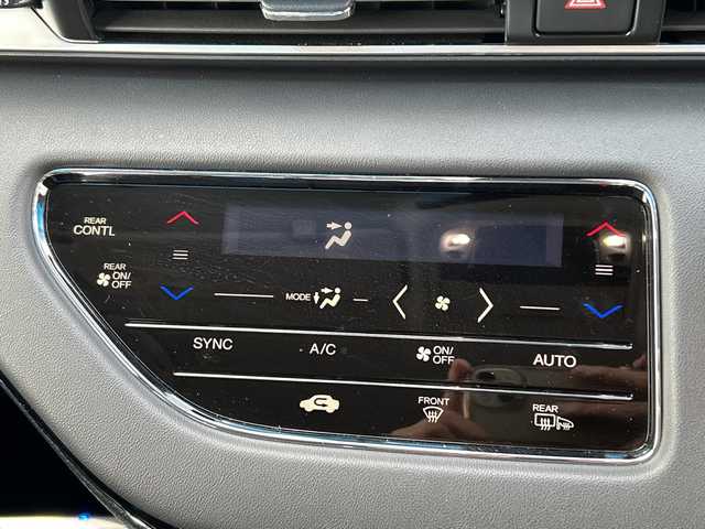 ホンダ オデッセイ ハイブリッド e:HEVアブソルート EX 愛媛県 2020(令2)年 5.1万km プレミアムスパークルブラックパール 純正ナビ/フリップダウンモニター/全方位カメラ/両側パワースライドドア/ブラインドスポットモニター/ビルトイン2.0ETC/ドライブレコーダー前後/衝突軽減システム/電動リアゲート/コーナーセンサー前後/オットマン/クルーズコントロール追従あり/合皮シート/シートヒーター/オートライトLED/レーンキープアシスト/ウォークスルー/パワーシート/フォグランプ