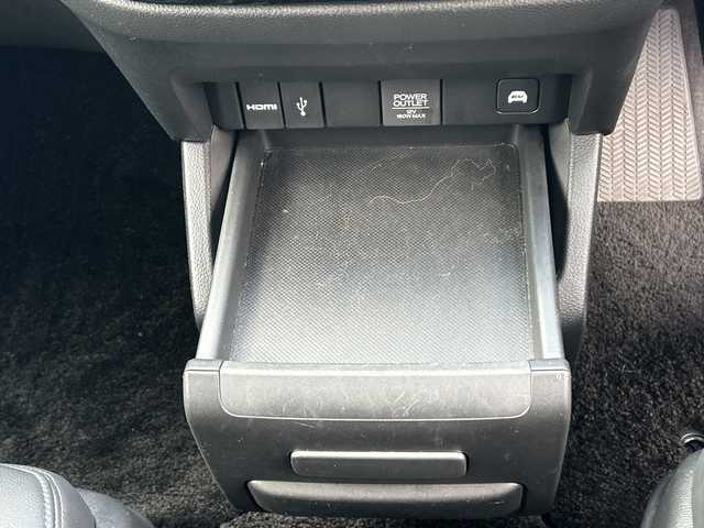 ホンダ オデッセイ ハイブリッド e:HEVアブソルート EX 愛媛県 2020(令2)年 5.1万km プレミアムスパークルブラックパール 純正ナビ/フリップダウンモニター/全方位カメラ/両側パワースライドドア/ブラインドスポットモニター/ビルトイン2.0ETC/ドライブレコーダー前後/衝突軽減システム/電動リアゲート/コーナーセンサー前後/オットマン/クルーズコントロール追従あり/合皮シート/シートヒーター/オートライトLED/レーンキープアシスト/ウォークスルー/パワーシート/フォグランプ