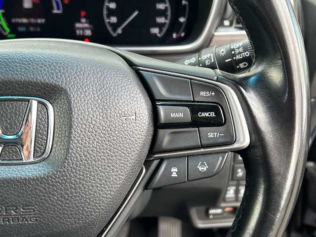 ホンダ オデッセイ ハイブリッド e:HEVアブソルート EX 愛媛県 2020(令2)年 5.1万km プレミアムスパークルブラックパール 純正ナビ/フリップダウンモニター/全方位カメラ/両側パワースライドドア/ブラインドスポットモニター/ビルトイン2.0ETC/ドライブレコーダー前後/衝突軽減システム/電動リアゲート/コーナーセンサー前後/オットマン/クルーズコントロール追従あり/合皮シート/シートヒーター/オートライトLED/レーンキープアシスト/ウォークスルー/パワーシート/フォグランプ