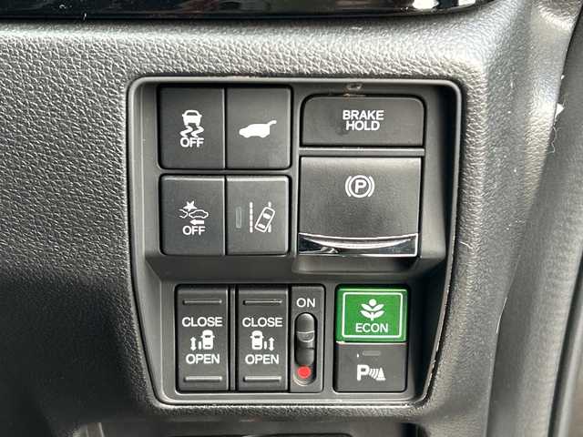 ホンダ オデッセイ ハイブリッド e:HEVアブソルート EX 愛媛県 2020(令2)年 5.1万km プレミアムスパークルブラックパール 純正ナビ/フリップダウンモニター/全方位カメラ/両側パワースライドドア/ブラインドスポットモニター/ビルトイン2.0ETC/ドライブレコーダー前後/衝突軽減システム/電動リアゲート/コーナーセンサー前後/オットマン/クルーズコントロール追従あり/合皮シート/シートヒーター/オートライトLED/レーンキープアシスト/ウォークスルー/パワーシート/フォグランプ