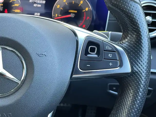 メルセデス・ベンツ Ｅ２５０ アバンギャルド スポーツ 静岡県 2017(平29)年 2.2万km ダイヤモンドホワイト パノラミックススライディングルーフ/レザーシート/電動リアゲート/Burmesterサラウンドサウンド/COMANDシステム/(BT/CarPlay/フルセグ)/360°カメラ/アダプティブクルーズコントロール/レーダーセーフティパッケージ/・アクティブディスタンスアシスト・ディストロニック/・アクティブステアリングアシスト/・アクティブレーンチェンジングアシスト/・アクティブエマージェンシーストップアシスト/・PRE-SAFE/・アクティブブレーキアシスト/・PRE-SAFEインパルスサイド/・PRE-SAFEサウンド/・緊急回避補助システム/・渋滞時緊急ブレーキ機能/・アクティブブラインドスポットアシスト/・アクティブレーンキーピングアシスト/・PRE-SAFEプラス/・トラフィックサインアシスト/メモリー付パワーシート/シートヒーター/キーレスゴー/ETC/ドライブレコーダー/純正フロアマット/純正19インチアルミホイール/保証書/取説