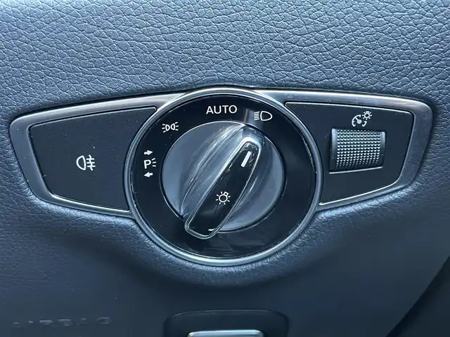 メルセデス・ベンツ Ｅ２５０ アバンギャルド スポーツ 静岡県 2017(平29)年 2.2万km ダイヤモンドホワイト パノラミックススライディングルーフ/レザーシート/電動リアゲート/Burmesterサラウンドサウンド/COMANDシステム/(BT/CarPlay/フルセグ)/360°カメラ/アダプティブクルーズコントロール/レーダーセーフティパッケージ/・アクティブディスタンスアシスト・ディストロニック/・アクティブステアリングアシスト/・アクティブレーンチェンジングアシスト/・アクティブエマージェンシーストップアシスト/・PRE-SAFE/・アクティブブレーキアシスト/・PRE-SAFEインパルスサイド/・PRE-SAFEサウンド/・緊急回避補助システム/・渋滞時緊急ブレーキ機能/・アクティブブラインドスポットアシスト/・アクティブレーンキーピングアシスト/・PRE-SAFEプラス/・トラフィックサインアシスト/メモリー付パワーシート/シートヒーター/キーレスゴー/ETC/ドライブレコーダー/純正フロアマット/純正19インチアルミホイール/保証書/取説