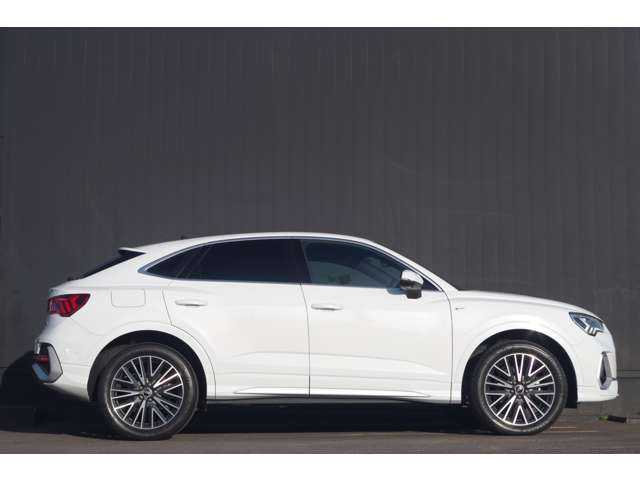 アウディ Ｑ３ SB 35TDIクワトロ Sライン 茨城県 2021(令3)年 3.3万km パール ワンオーナー/前後ドラレコ/Audiドライブセレクト/パーキングエイド/Audiプレセンス/アンビエントライティング/オートホールド/Bang＆Olufsen ３Dサウンドシステム/ヴァーチャルコックピット/360°カメラ/フルセグTV/MMIナビゲーション/アドバンスドキー/ベーシックパッケージ/アシスタンスパッケージ/プラスパッケージ