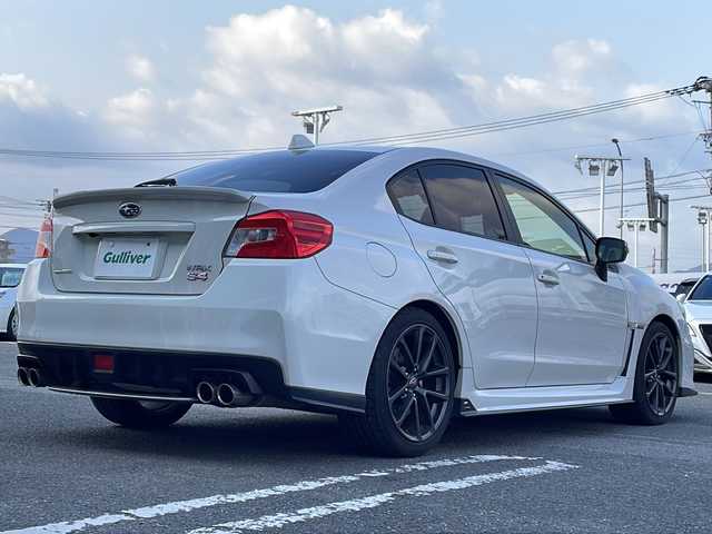 スバル ＷＲＸ Ｓ４ 2．0GT アイサイト 徳島県 2016(平28)年 8.1万km クリスタルホワイトP Stiエアロフロント/サイド/リア/社外7インチSDSナビ/（TV/BT/CD/DVD/SD/iPod）/バックカメラ/アイサイトver.3/・衝突被害軽減ブレーキ（プリクラッシュブレーキ）/・アダプティブクルーズコントロール（全車速追従機能付）/・車線逸脱警報機能（LDW）/・車線逸脱抑制（ステアリングアシストなし）/・先行車発進お知らせ機能/・AT誤発進抑制制御（前方）/ETC/パドルシフト/ダウンヒルアシスト/ブラインドスポットモニター/LEDコーナリングランプ/ステアリング連動ヘッドランプ