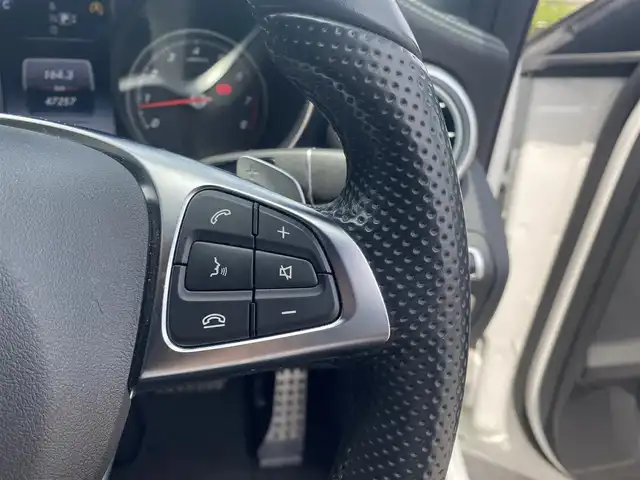 メルセデス・ベンツ Ｃ２００ アバンギャルド AMGライン 福岡県 2014(平26)年 4.8万km 白 ・アダプティブクルーズコントロール/・純正HDDナビ/USB/Bluetooth/・バックカメラ/・黒革シート/シートヒーター/・社外前後ドライブレコーダー/・フルセグ/・社外ETC/・純正18AW/・プッシュスタート/・パーキングアシスト/・アイドリングストップ/・スマートキー/・パワーシート/・レーンキープアシスト/・オートライト/・LEDライト