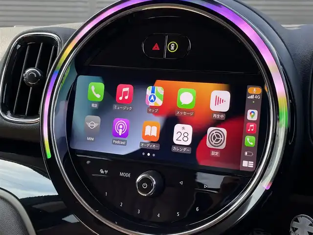 ＭＩＮＩ ＢＭＷ ミニ クロスオーバー クーパー D 三重県 2022(令4)年 0.9万km セージグリーンメタリック カープレイ　/シートヒーター　/クラシックトリム　/インテリジェントセーフティ/前後ドラレコ　/純正１７インチブラックアルミ　/シートカバー　/リアヴューカメラ　/クルコン　/ＬＥＤヘッドライト　/セージグリーン　/ブラックルーフ　/ルーフレール