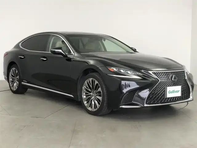 レクサス ＬＳ 500h Iパッケージ 愛知県 2017(平29)年 6.2万km グラファイトブラックガラスフレーク 純正12.3インチナビ　/（フルセグ／ＢＴ／ＣＤ／ＤＶＤ）　/サンルーフ　/レーダークルーズコントロール　/パドルシフト　/パノラミックビューモニター　/ブラインドスポットモニター　/衝突軽減システム/コーナーセンサー　/レーンキープアシスト/電動リア　/レザーシート（ホワイト）　/前席パワーシート　/前席メモリーシート/前席シートヒーター/前席エアーシート/ハンドルヒーター/ドライブレコーダー/ETC/純正AW