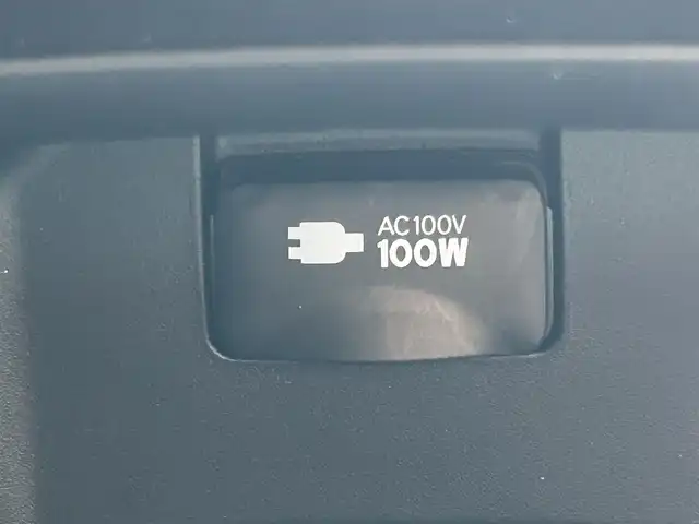 トヨタ クラウン ハイブリッド S Cパッケージ 岡山県 2019(平31)年 7.9万km ブラック 純正ナビ　/衝突軽減　/シートヒーター　/レーンキープアシスト　/バックカメラ　/コーナーセンサー　/ＭＴモード付　　/ＥＴＣ　/オートハイビーム　/オートブレーキホールド　/レーダークルーズコントロール　/ドアバイザー