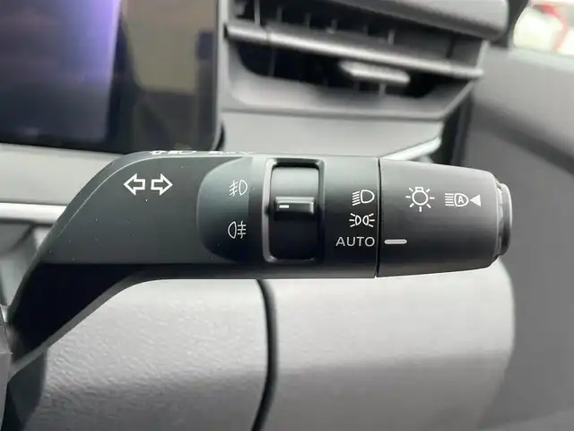 日産 ノート オーテック 滋賀県 2021(令3)年 3.6万km ピュアホワイトパール / スーパーブラック 2トーン 禁煙車/純正９型ナビ/【Bluetooth/フルセグTV/CD/DVD】/バックカメラ/ビルトインＥＴＣ/寒冷地仕様/・シートヒーター/・ステアリングヒーター/ＬＥＤヘッドライト/オートホールド/エマージェンシーブレーキ/オートハイビーム/コーナーセンサー/純正１６インチアルミ/スマートキー